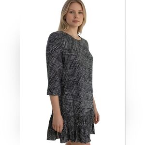 Metaphor Black and White Dress. Small.